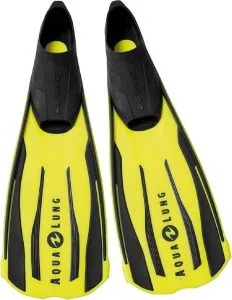 Aletas del equipo de buceo