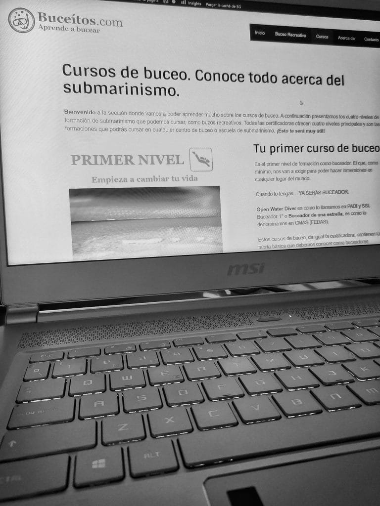 Investigar sobre submarinismo